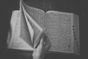 「多義語」を英語でどう言う?混同しやすい言葉に関する英語フレーズ