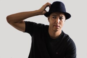 接尾辞「っぽい」日本語独自の表現を英語で言うには?